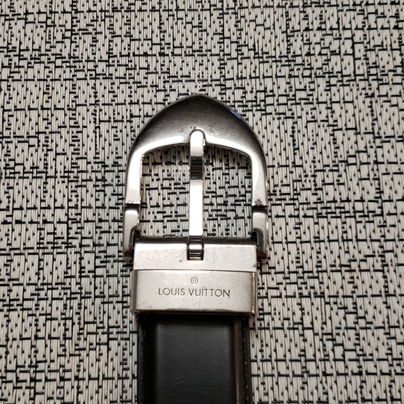 Louis Vuitton Classic Leather Belt - Picture 8 of 10